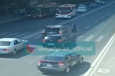 Nizami rayonunda "Volkswagen" "Prado"-nu piyada keçidində arxadan vurub