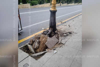 Səbail: Niyazi küçəsində “Prius” qəza törədib