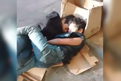 İki azyaşlı paytaxtın mərkəzi küçəsində gecələyib