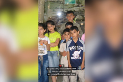 Müğənni Hiss şəhid Səbuhi Əhmədov ilə uşaq evindən şəklini paylaşıb