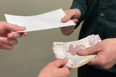 Bakı sakini özünü DTX əməkdaşı kimi təqdim edərək iki nəfərə qarşı dələduzluq edib