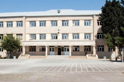 Sabah Bakıda sökülərək yenidən tikilən məktəbin açılışı olacaq