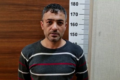 Bakıda qadının 3200 manatlıq boyunbağısını oğurlayan şəxs tutulub