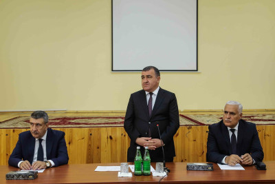 29 saylı tam orta məktəbdə sakinlərin səyyar qəbulu keçirilib