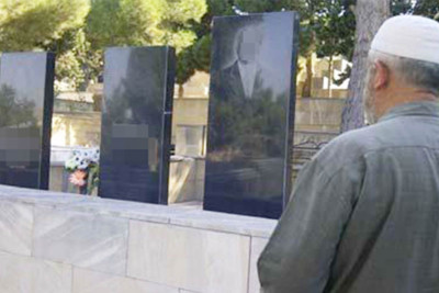 Yasamal qəbiristanlığında mollalar dalaşıblar
