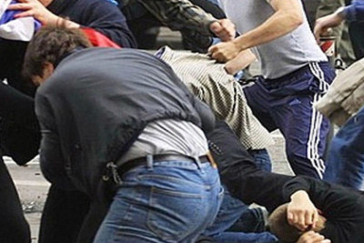 Binəqədi rayonunda kütləvi dava bıçaqlanma ilə nəticələnib