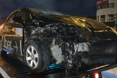 Nərimanov rayonunda “Prius” və “Mercedes” toqquşub