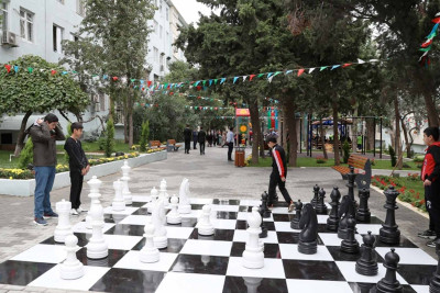 Nəsimi rayonunda növbəti abad həyət sakinlərin istifadəsinə verilib