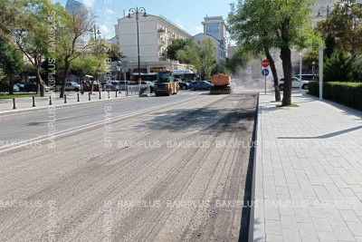 Muğam parkını əhatə edən küçələr təmir olunur