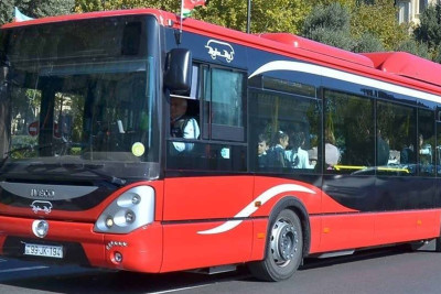 Bakıda 15 marşrut xətti üzrə hərəkərt edən avtobuslarda dəyişiklik olub