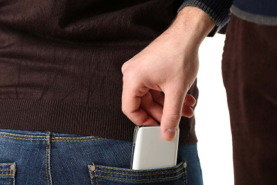 Nizami rayonunda mobil telefon oğrusu saxlanılıb