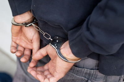 Xəzər rayonunda 5500 AZN-lik oğurluq edilib