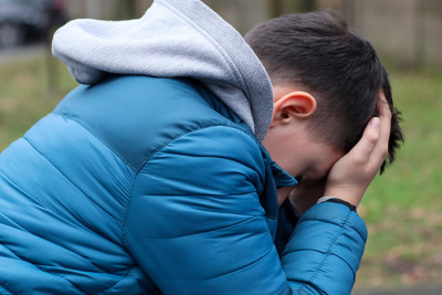 Bakıda şagirdə şillə vuran müəllim polisə verilib - İDDİA