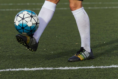 Bakıda kişi futbol oynayarkən qəflətən ölüb