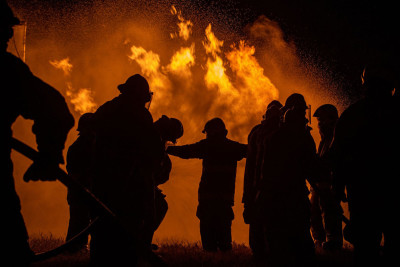 8 Noyabr prospektində yanğın baş verib