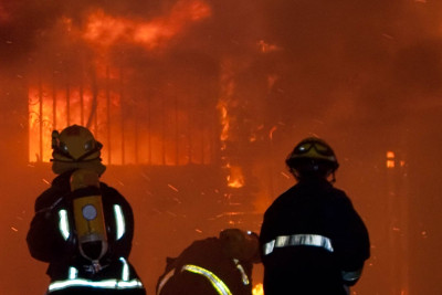 Xətai rayonunda doqquzmərtəbəli yaşayış binasında yanğın baş verib