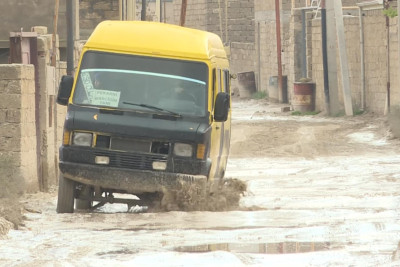 Hövsanda yollar palçıq çaylara çevrilib