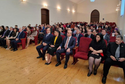 Bu gün Suraxanı rayon icra başçısı sakinləri dinləyib