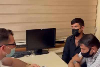 Bakıda söyüş üstündə 20 illik dostunu öldürən şəxsə hökm oxunub