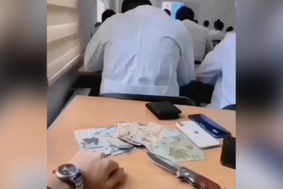 Bakıda şagird məktəbdə bıçaqla video çəkib