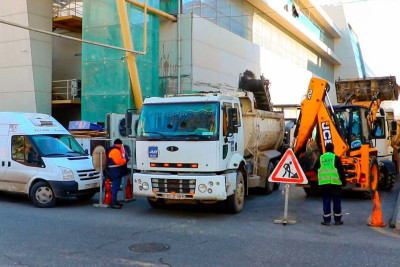 Yasamal: Fərid Ələkbərov küçəsi əsaslı təmir olunur