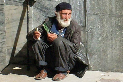 Bakıda nəzir yığan gözdən əlilin pulları oğurlanıb