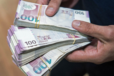 Paytaxtda çalışan müəllimlərin orta aylıq əməkhaqqısı məlum olub