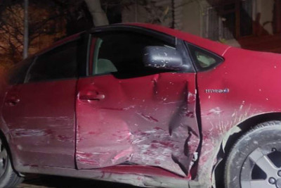 Nəsimi rayonunda 2 “Toyota” toqquşub