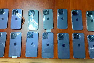 Azərbaycan gömrükçüləri “İphone” partiyasının ölkəyə gətirilməsinin qarşısını alıblar