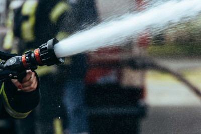 Xətai rayonunda yaşayış evi yanır - YENİLƏNİB