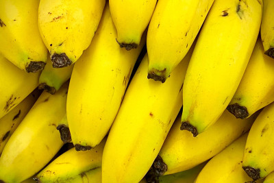 Bakıda banan bahalaşıb: alıcılar şikayət edirlər
