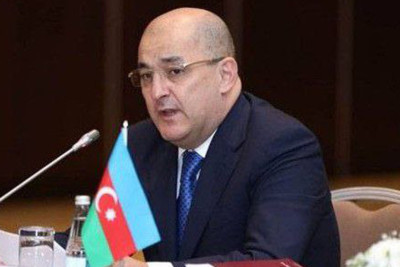 Baş Gömrük İdarəsinin yüksək vəzifəli məmuru işdən çıxarılıb
