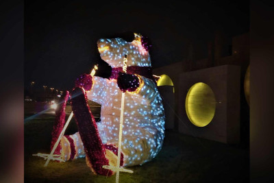 Xəzər rayonunda yeni il münasibətilə xüsusi dekorasiyalar quraşdırılıb