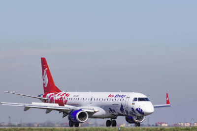 İstanbul-Bakı aviareysi ləğv edilib