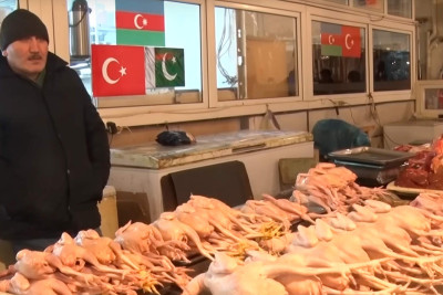 Üçü on manata: Bakıda zərərli toyuq əti satılır