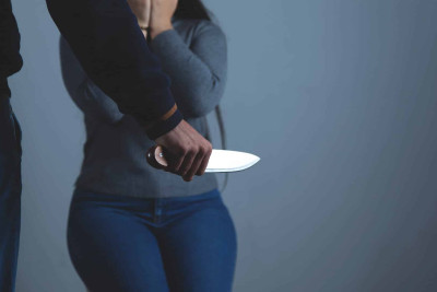 Bakıda 62 yaşlı kişi 57 yaşlı arvadını bıçaqlayaraq öldürüb