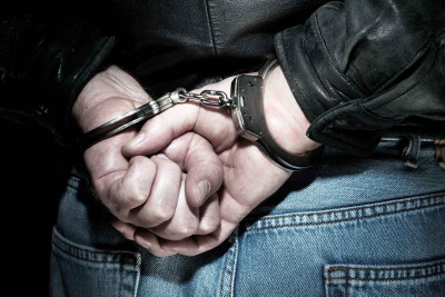 Binə qəsəbəsində narkotik alverçisi oğurluq edib