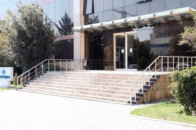 “Azəriqaz” Xəzər rayonunda genişmiqyaslı təmir işləri aparır