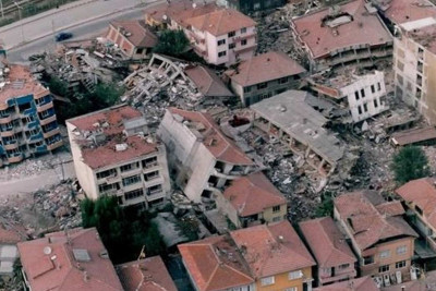Türkiyə Səfirliyi: “xahiş olunur ki, geyinilmiş paltarlar göndərilməsin”