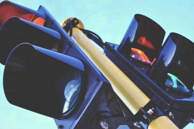 Bakının prospektində piyadalar və sürücülər üçün təhlükəli vəziyyət yaranıb