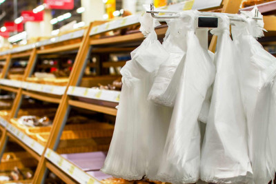 Marketlərdə plastik paketlər neçəyə satılır? - ARAŞDIRMA