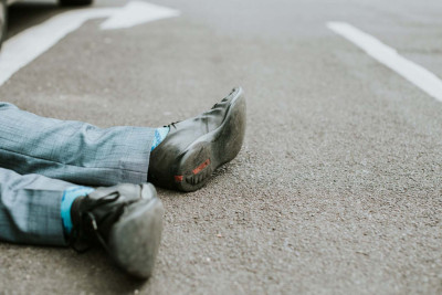 Xəzər rayonunda 56 yaşlı piyadanı avtomobil vurub