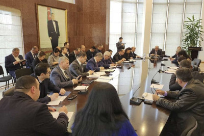 Suraxanı rayonunda sakinlər fərdi şəkildə icra başçısı ilə görüşüblər