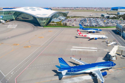 Bakı aeroportundan 1 ay ərzində 300.000-dən artıq sərnişin istifadə edib