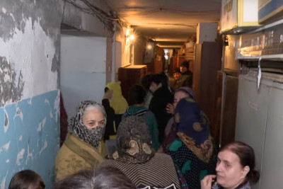 Binəqədidə yataqxanada tavan çöküb