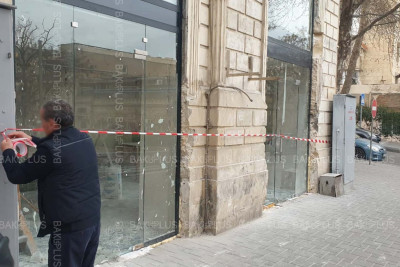 Bakıda memarlıq binasına qanunsuz müdaxilənin qarşısı alınıb