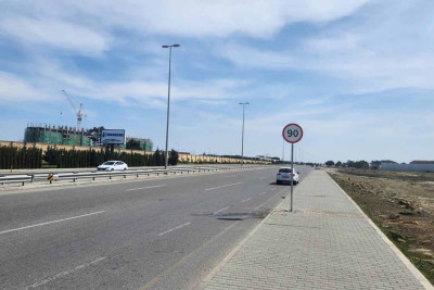 Bakıda sürət həddi endiriləcək küçələrdə nişanlar quraşdırılıb