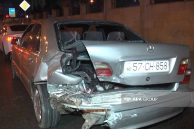 Qara Qarayev prospektində 5 avtomobil toqquşub