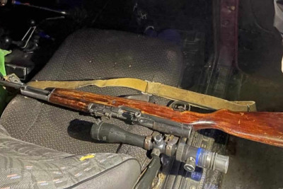 Bakıda “Niva”da ov tüfəngi saxlayan kişi tutulub