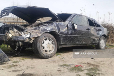 Bakıdan Qubaya gedən avtomobil dərəyə aşıb